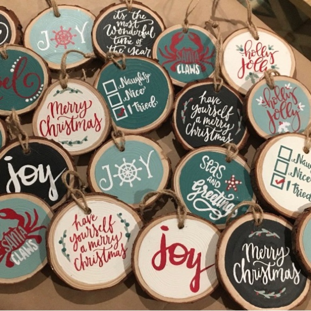 Custom Christmas ornaments painting reference pictures